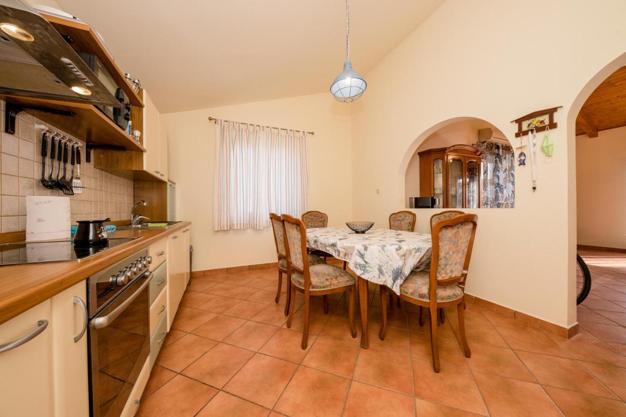 Nikolina Rab Apartments Rab Town Kültér fotó